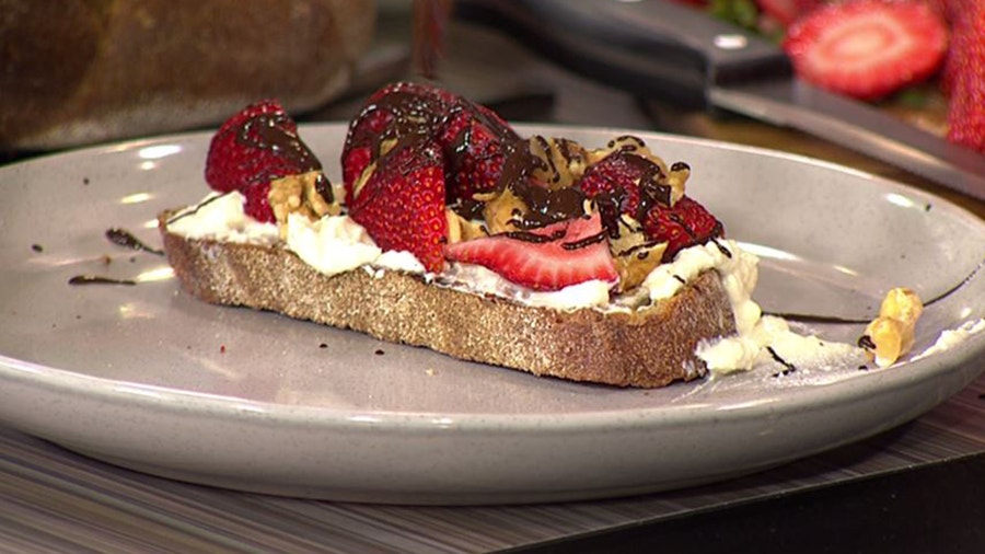 Strawberry Bruschetta Recipes