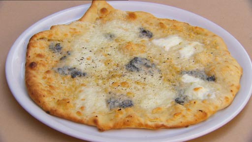 Quattro formaggi pizza