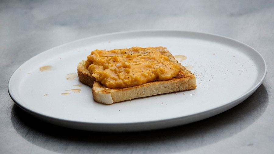 heston blumenthal's sous vide scrambled eggs - BigSpud