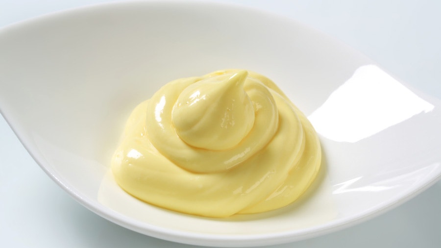 Vanilla custard (crème anglaise)