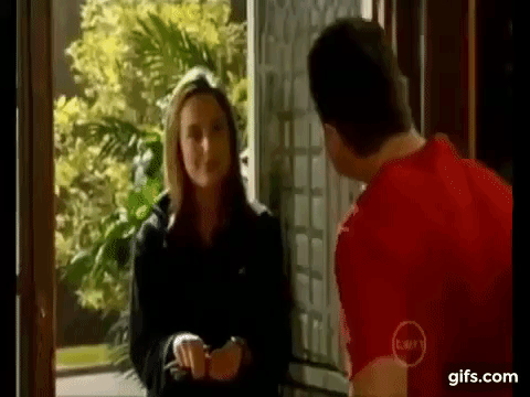 Neighbours' Sonya arrives in Erinsborough