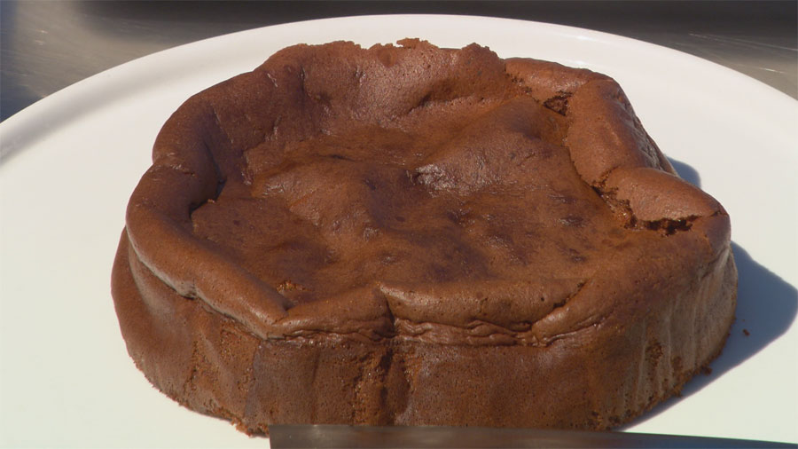 Flourless Nutella Cake