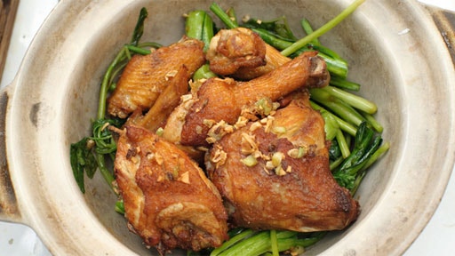 Hong Kong Crispy Skinned Chicken