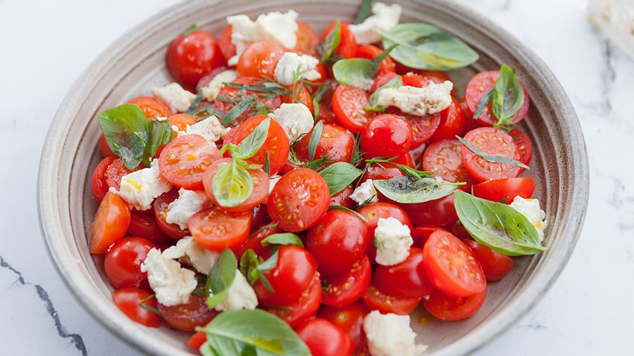 Tomato And Herb Salad With Goats Cheese - Network Ten