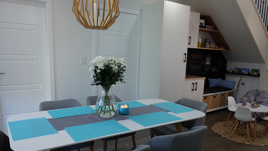 Peter Walsh Garage and Living Room Declutter