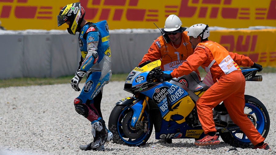 Swiss rider Thomas Luthi abandons the Catalunya MotoGP.