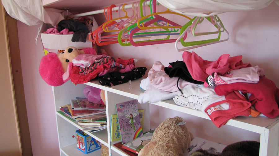 Cluttered Catastrophe