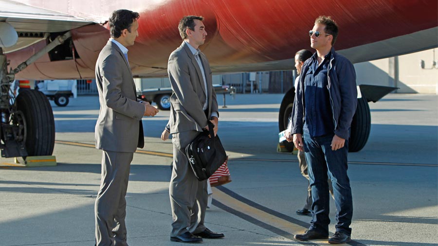 Tony travels to find Ziva