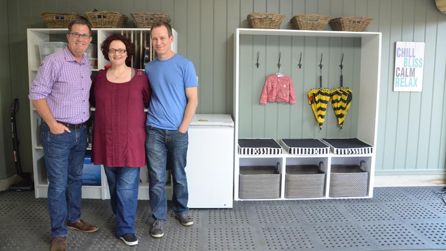 De-clutter with Peter Walsh: Rachel and Gareth