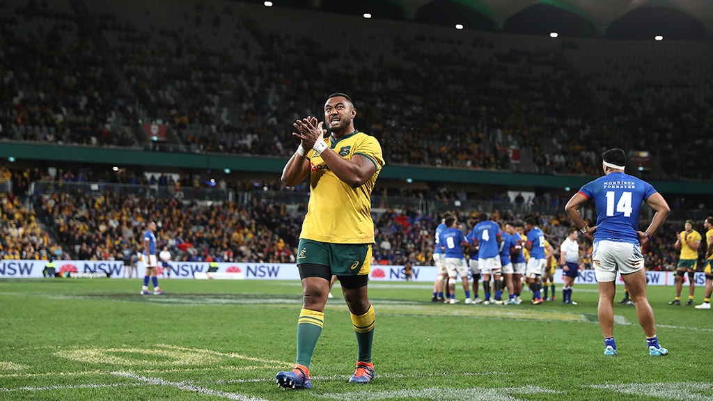 Sekope Kepu thanking the Australian fans