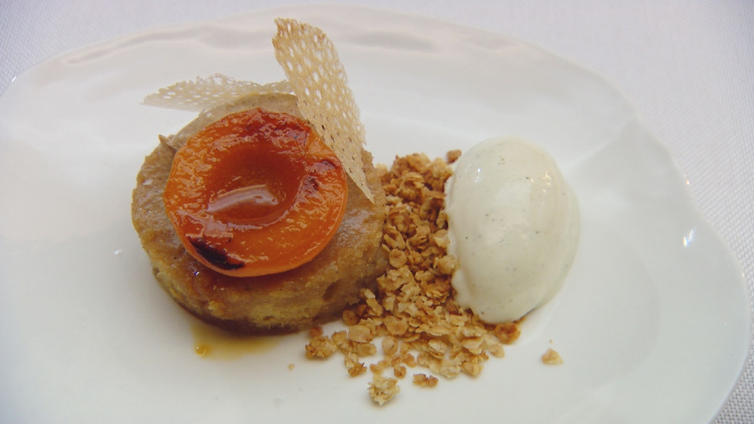 Wattleseed Caramel Cake with Honey Syrup, Mascarpone Cream and Roast Apricots