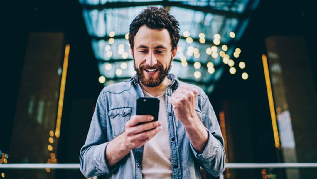 Smart Way Business Owners Can Successfully Connect With Customers Via SMS