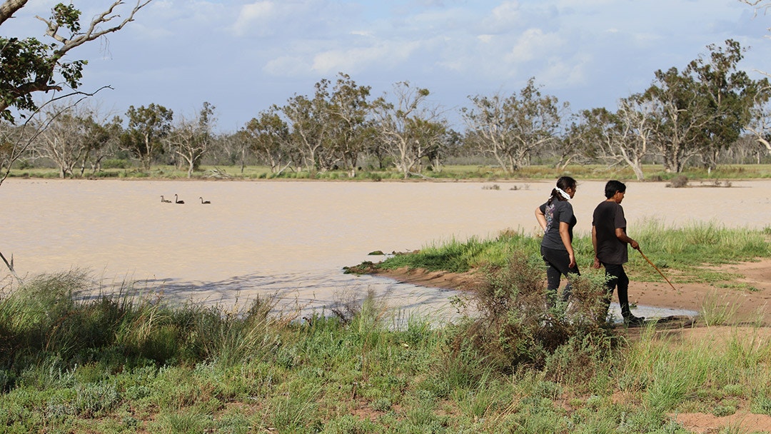 What is the dreaming and songlines. Watch Stuff Everyone Should Know About Australia on 10 play