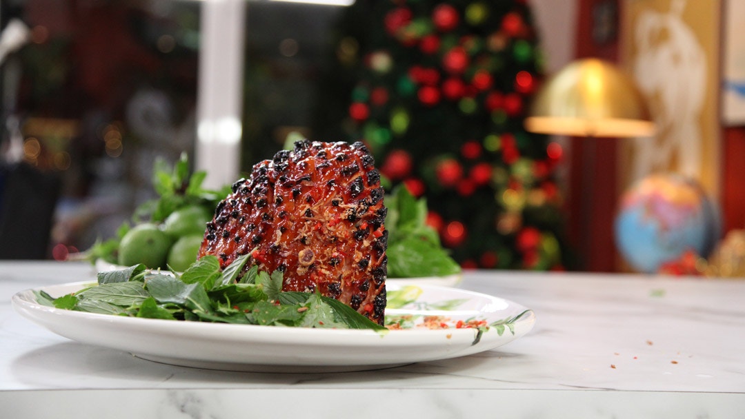 Sweet Chili Christmas Ham with Fragrant Herbs