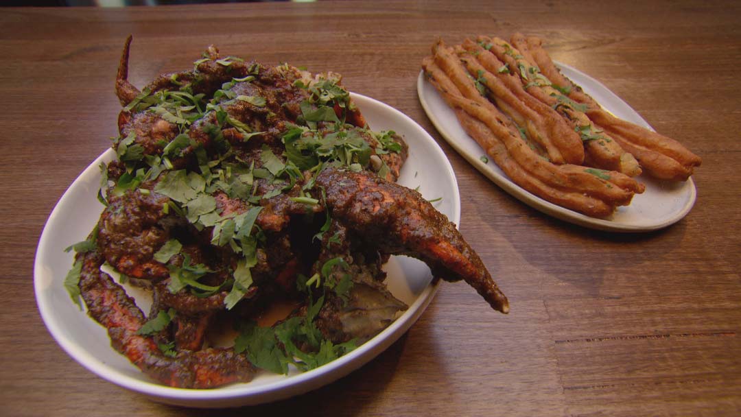 Black Pepper Crab with Fried Bread