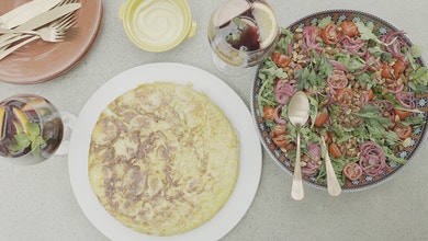 Spanish Tortilla with Quick Aioli