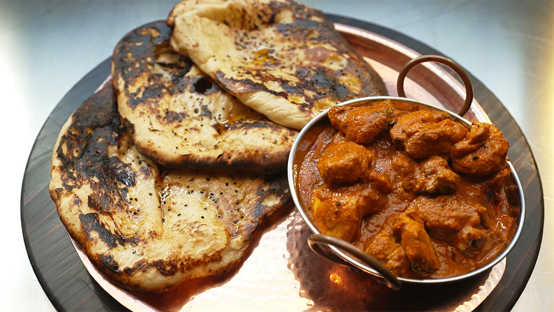 Butter Chicken with Naan Bread