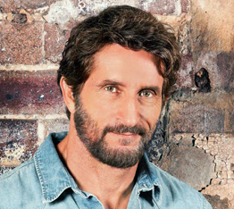 Jonathan LaPaglia