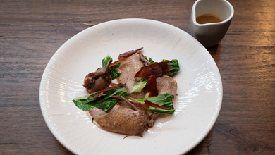 Quail with Cheese and Onion Sauce